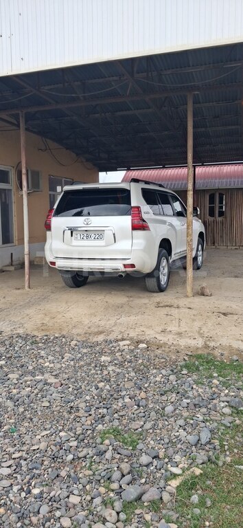 Toyota Land Cruiser Prado