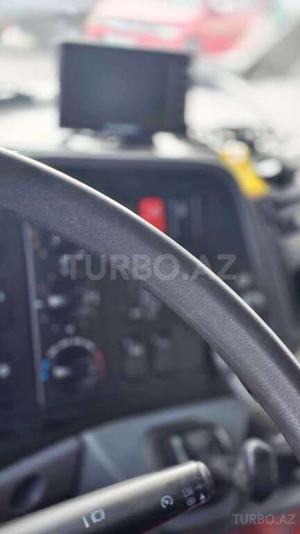 Mercedes Axor 2533