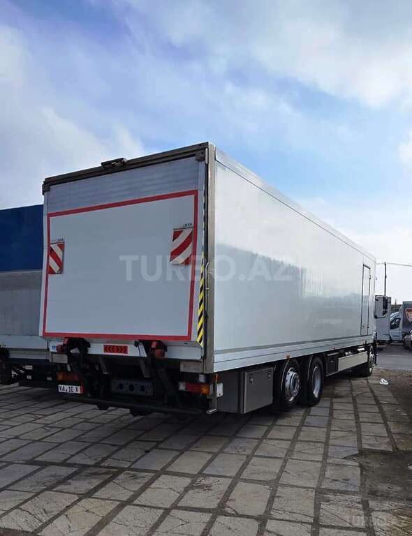Mercedes Axor 2533