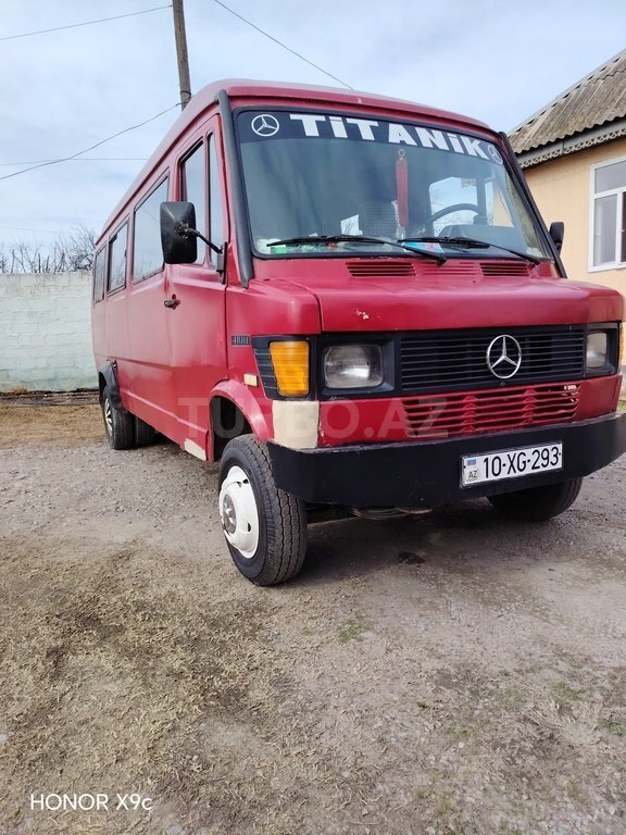 Mercedes 410 D
