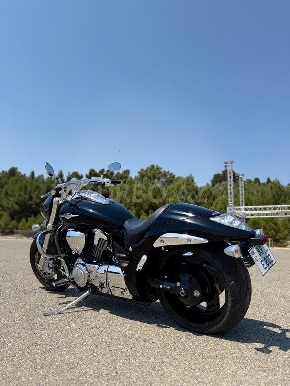 Suzuki Intruder M1800R