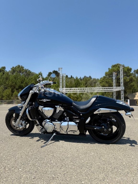 Suzuki Intruder M1800R
