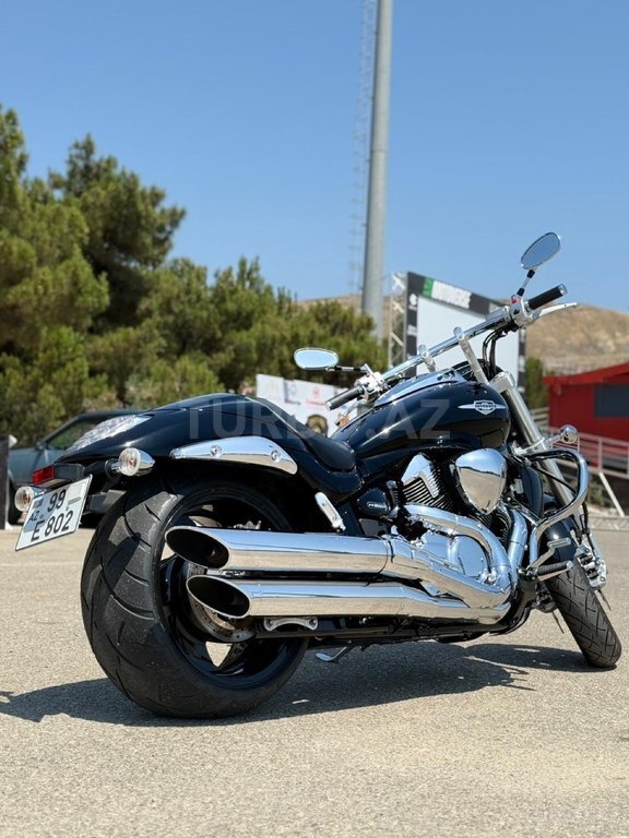 Suzuki Intruder M1800R