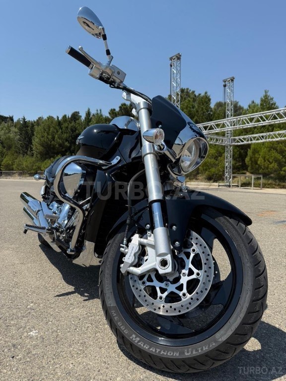 Suzuki Intruder M1800R