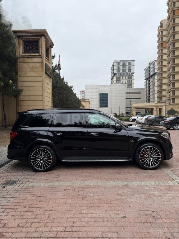 Mercedes GLS 63 AMG 4MATIC