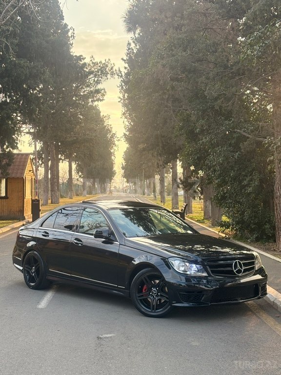 Mercedes C 300 4MATIC
