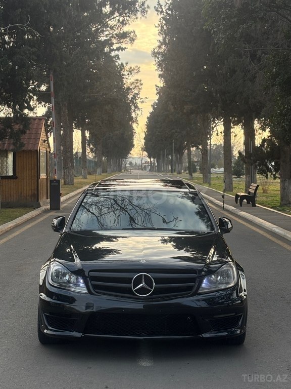 Mercedes C 300 4MATIC