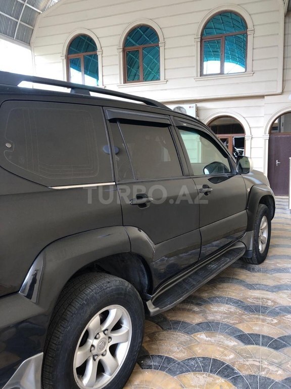 Toyota Land Cruiser Prado