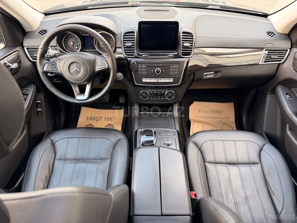 Mercedes GLS 450 4MATIC