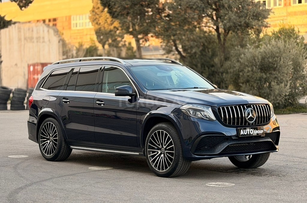 Mercedes GLS 450 4MATIC