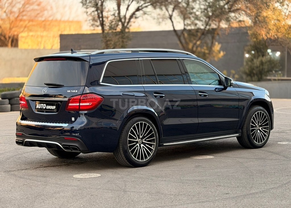 Mercedes GLS 450 4MATIC