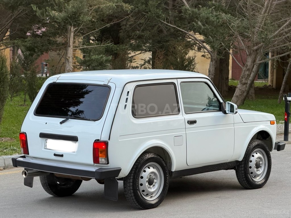 LADA (VAZ) Niva