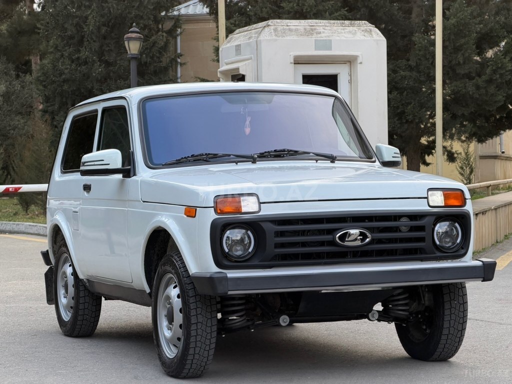 LADA (VAZ) Niva