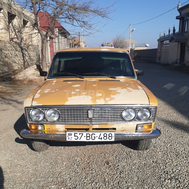 LADA (VAZ) 2103
