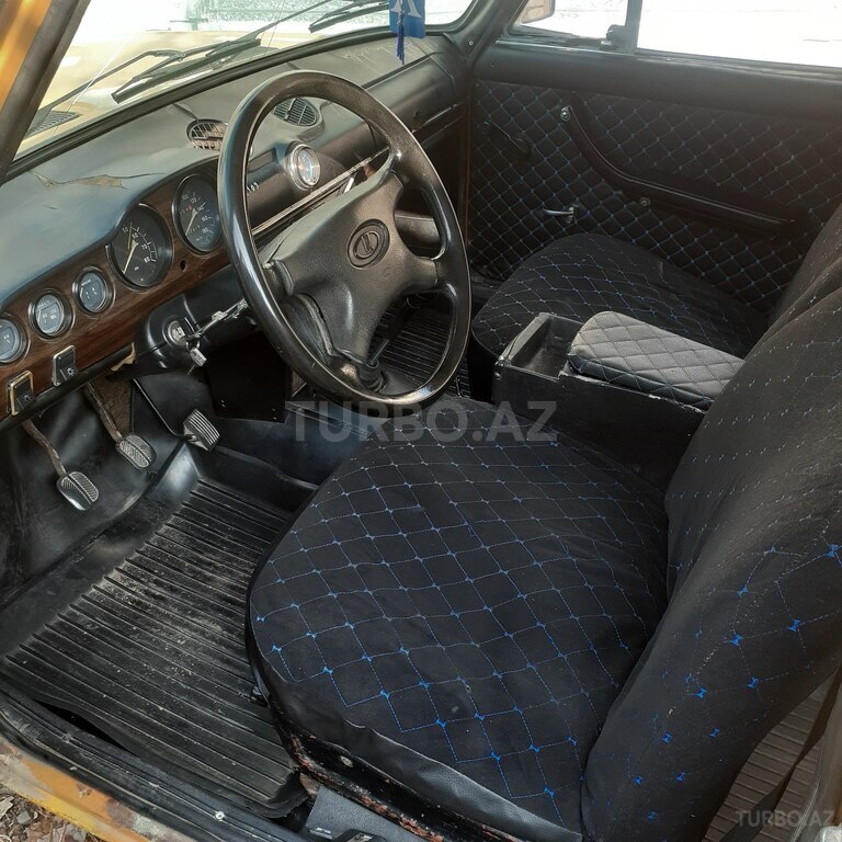 LADA (VAZ) 2103
