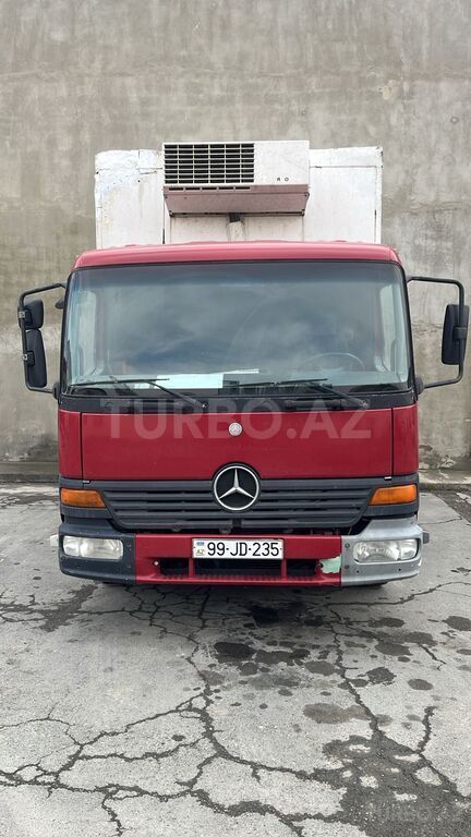 Mercedes Atego 815