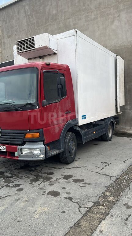 Mercedes Atego 815