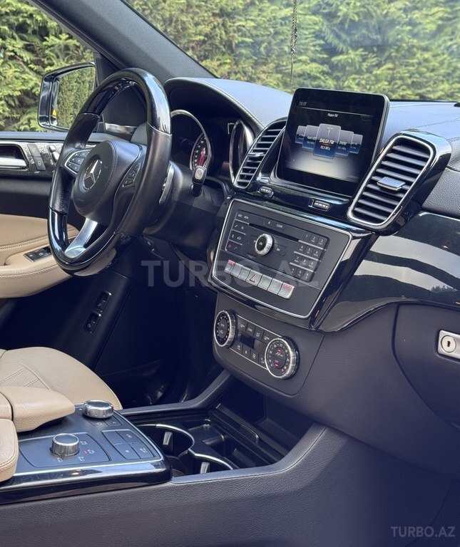 Mercedes GLS 350 4MATIC