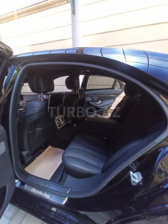 Mercedes S 500