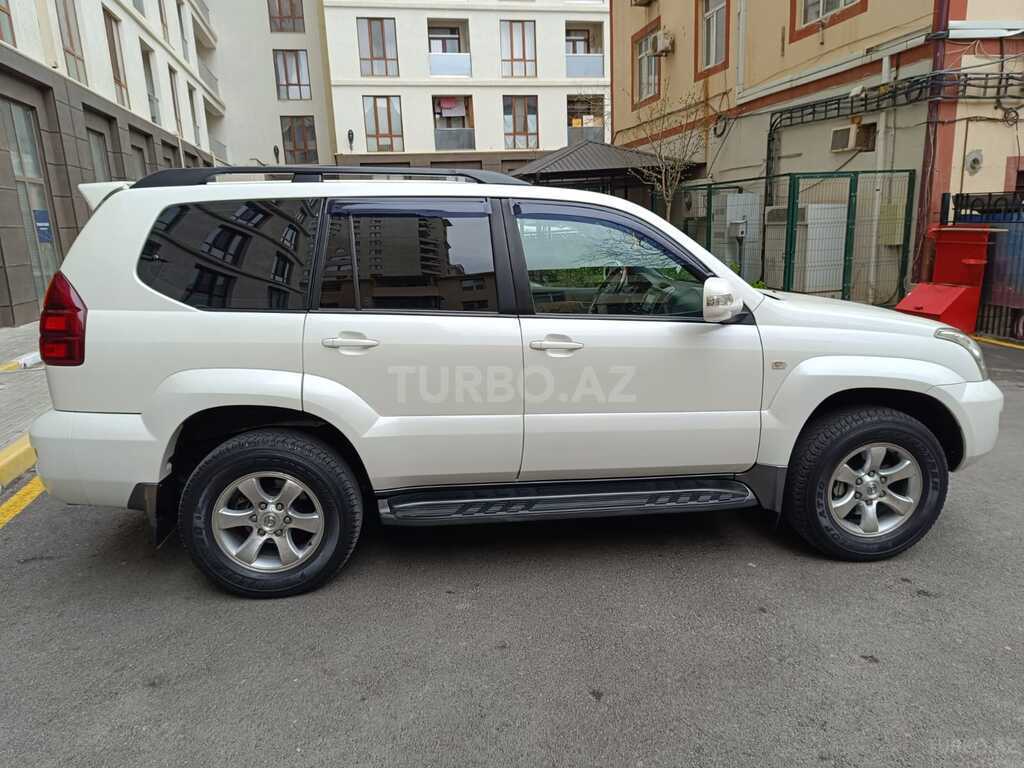 Toyota Land Cruiser Prado