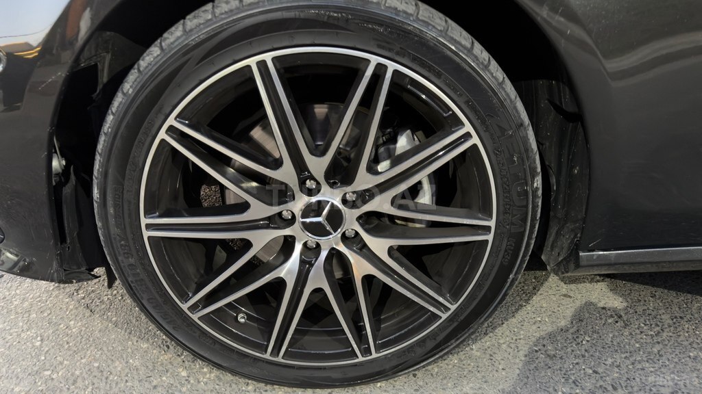 Mercedes E 200 4MATIC