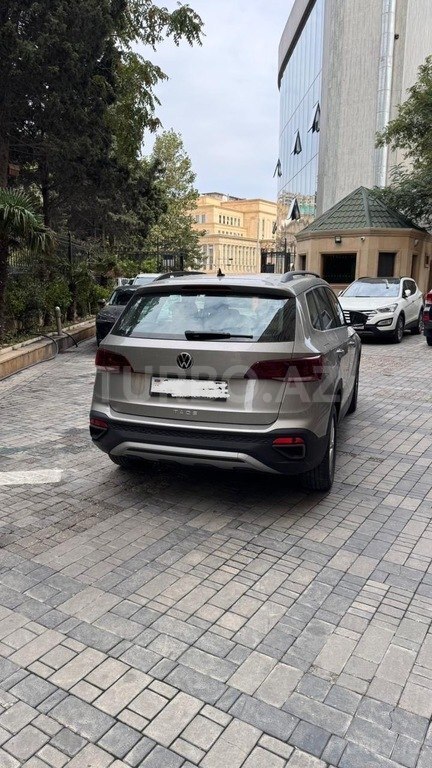 Volkswagen Taos