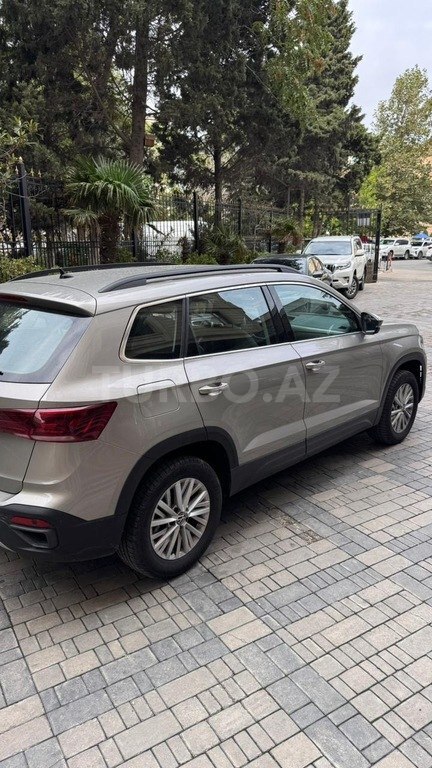Volkswagen Taos