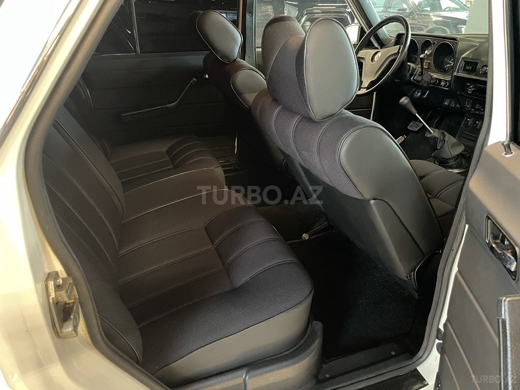 GAZ 24 "Volga"