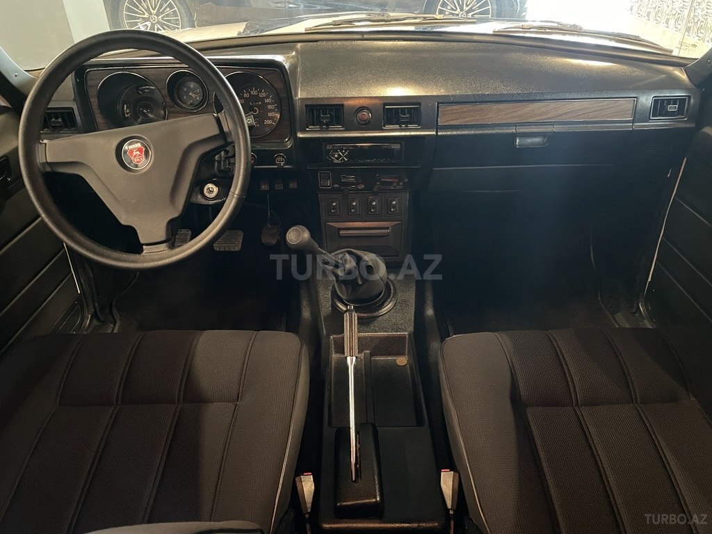 GAZ 24 "Volga"