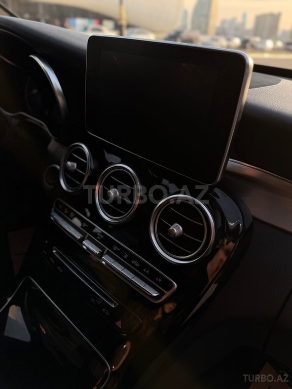Mercedes C 400 4MATIC