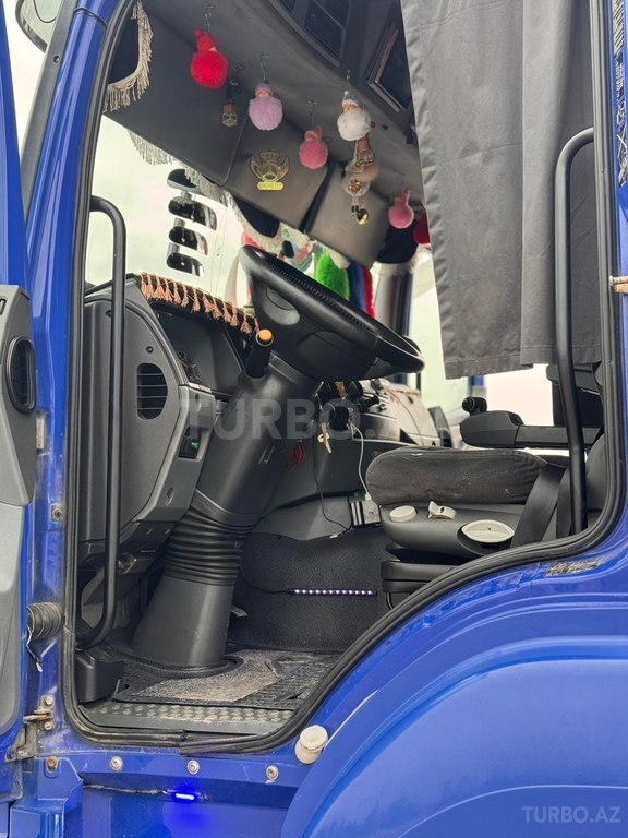Mercedes Axor 2536