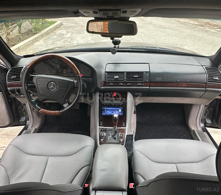 Mercedes S 300