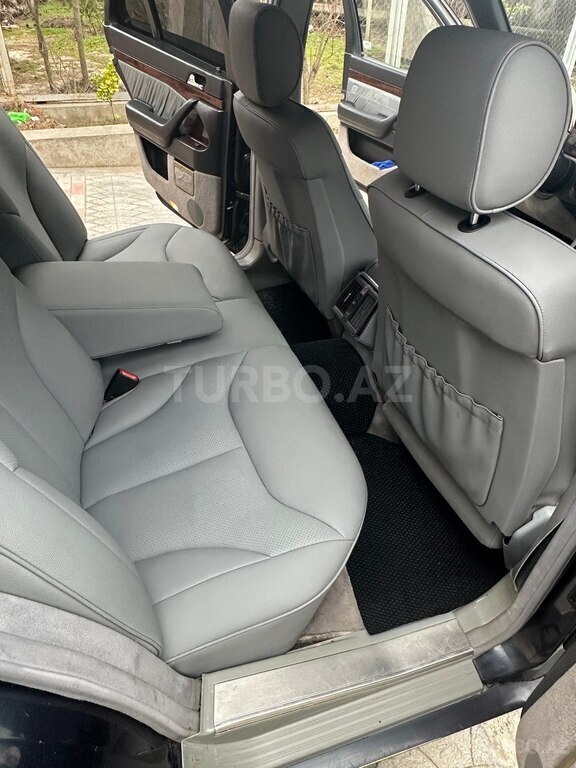 Mercedes S 300