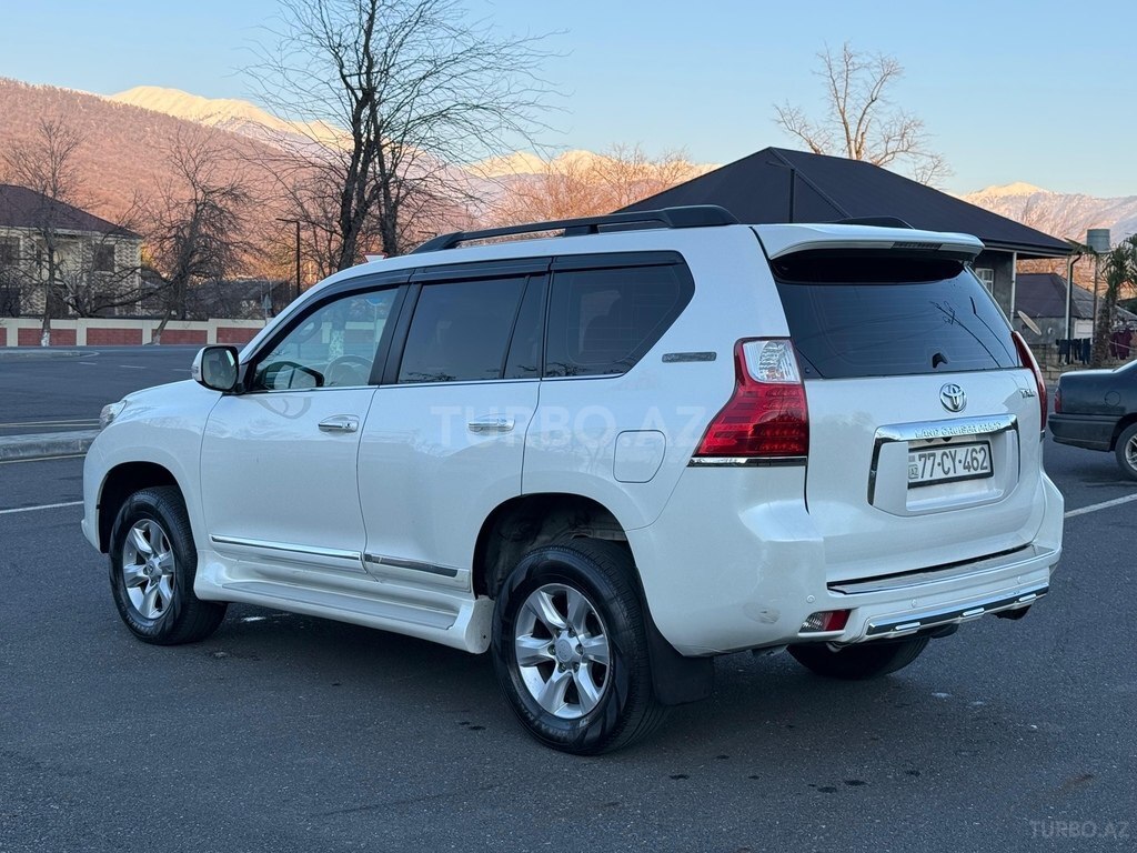 Toyota Land Cruiser Prado