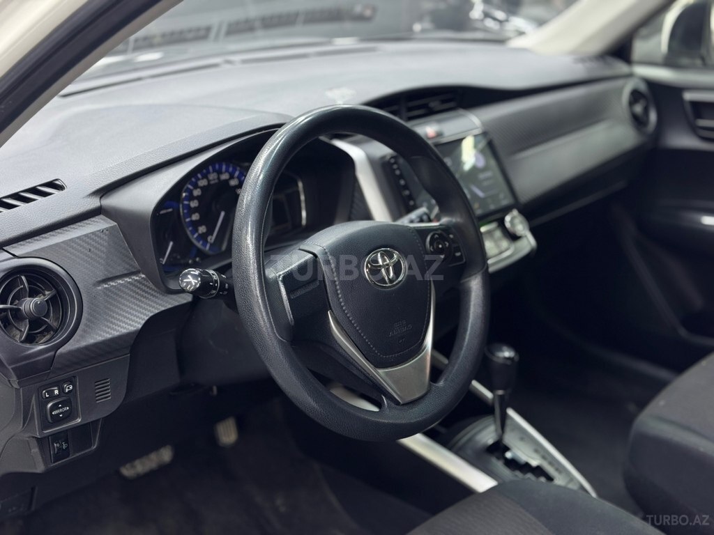 Toyota Corolla Fielder