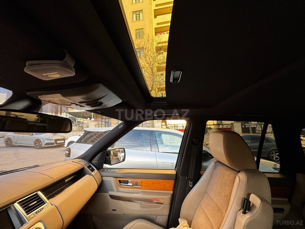 Land Rover RR Sport