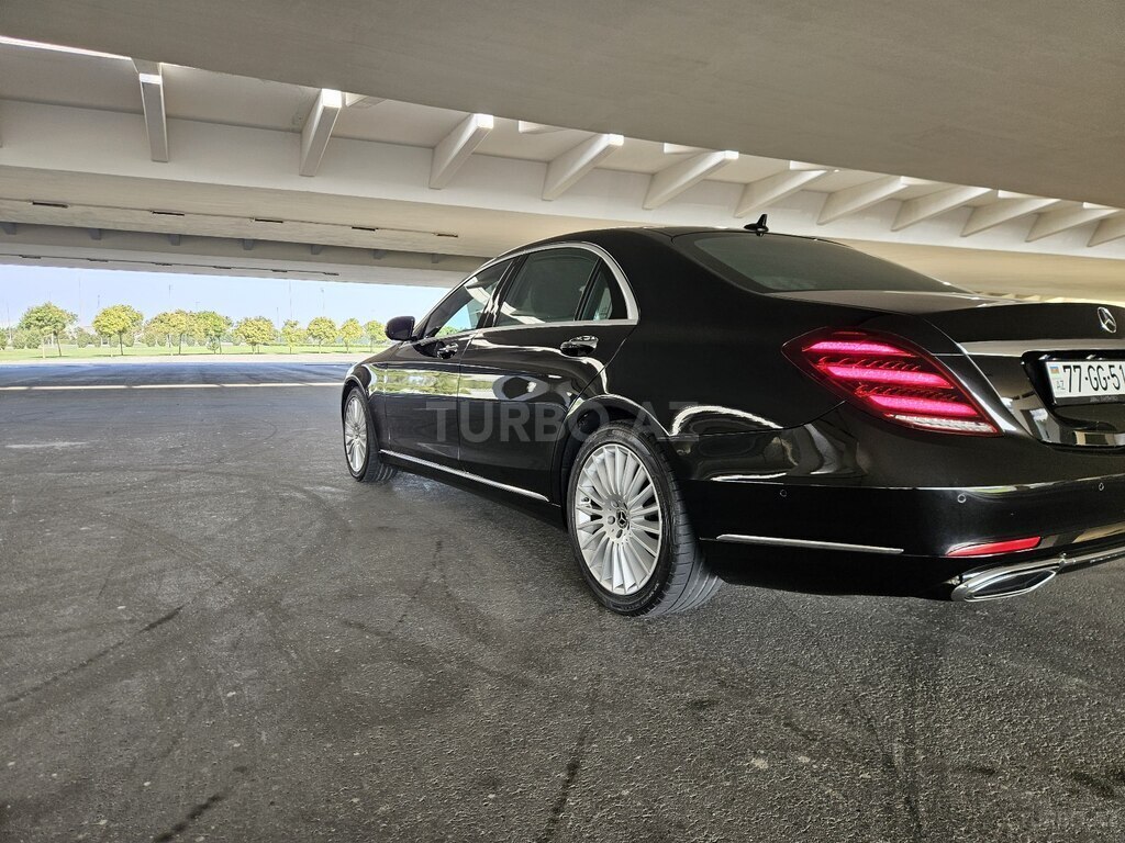 Mercedes S 400 d