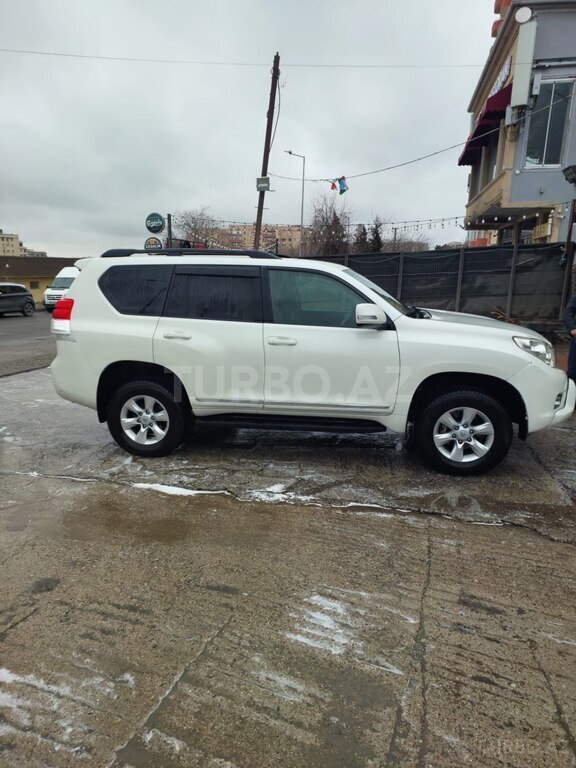 Toyota Land Cruiser Prado