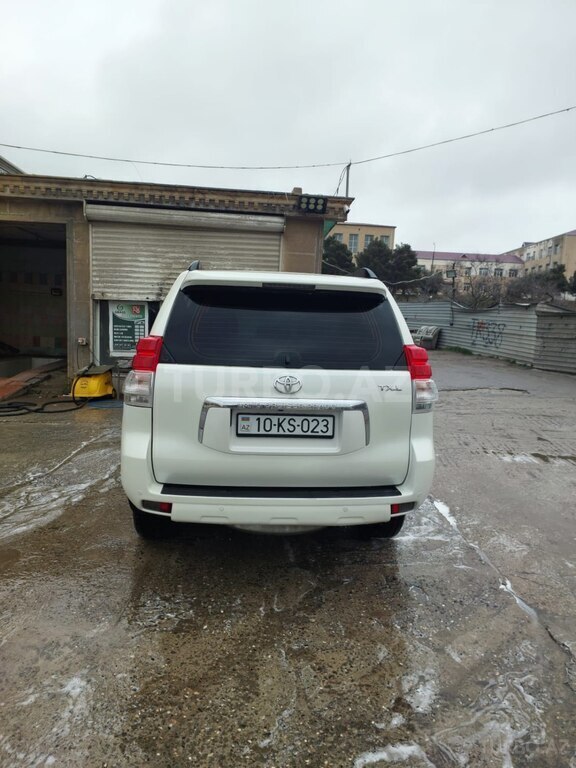 Toyota Land Cruiser Prado
