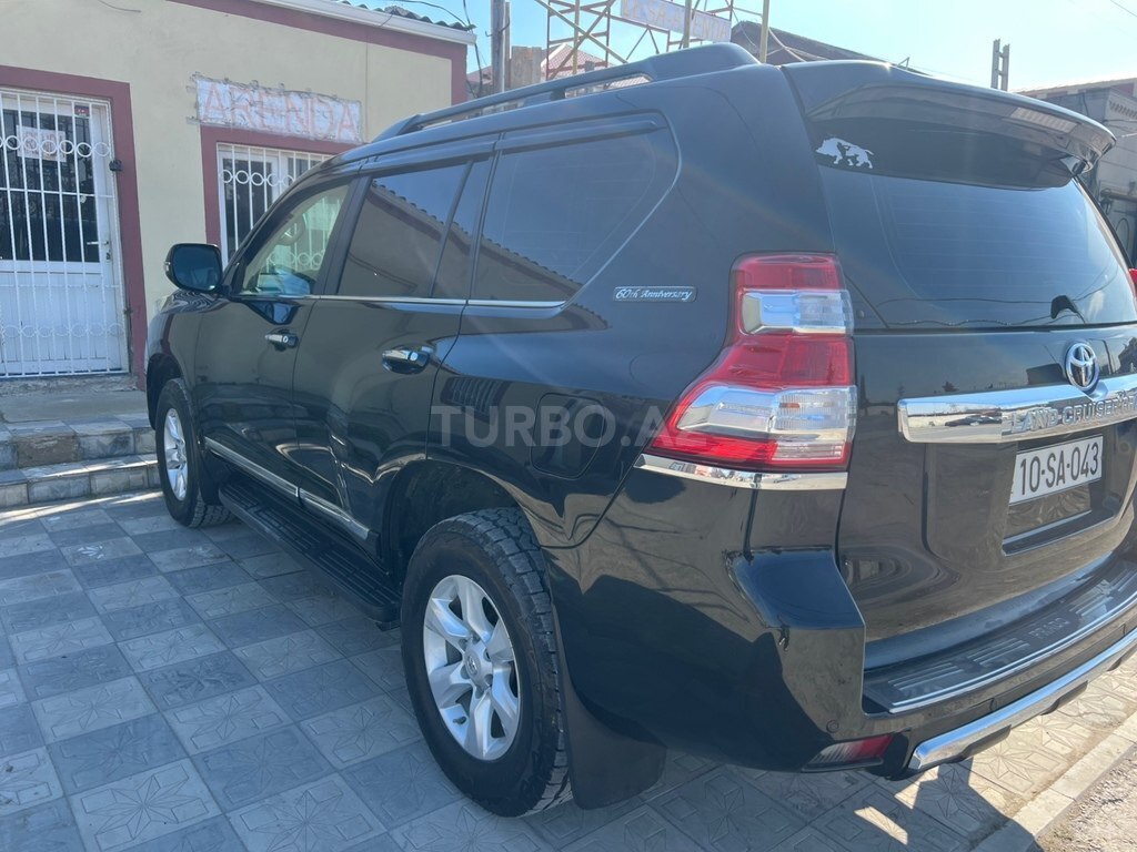 Toyota Land Cruiser Prado