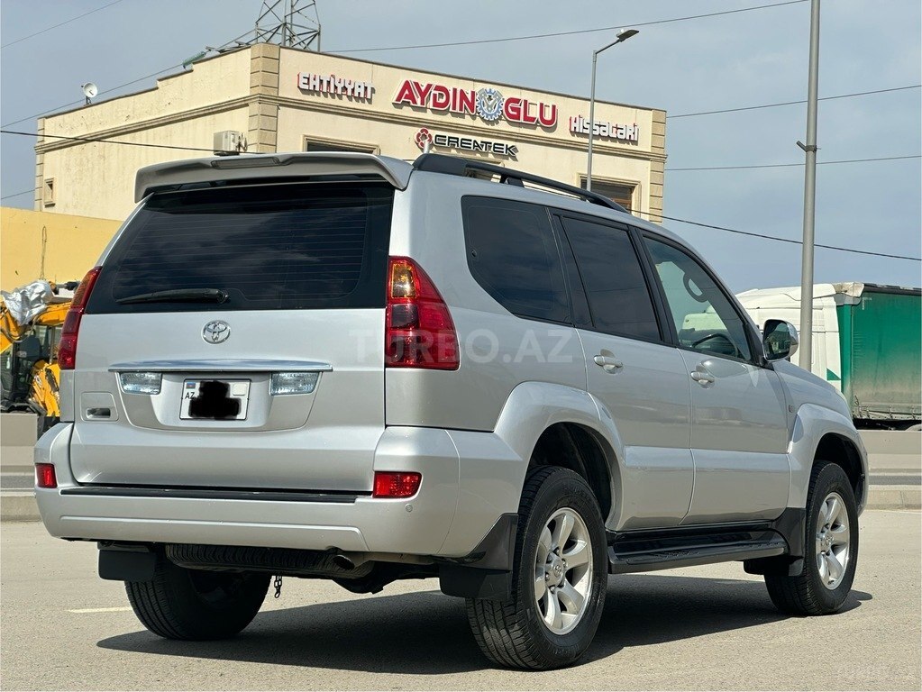 Toyota Land Cruiser Prado