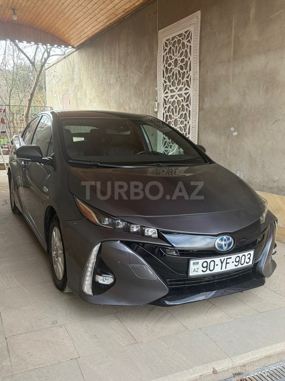 Toyota Prius Prime