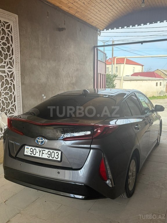 Toyota Prius Prime