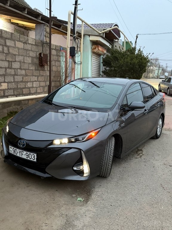 Toyota Prius Prime