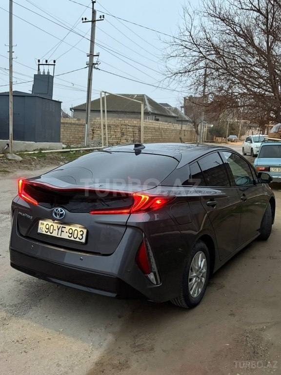 Toyota Prius Prime