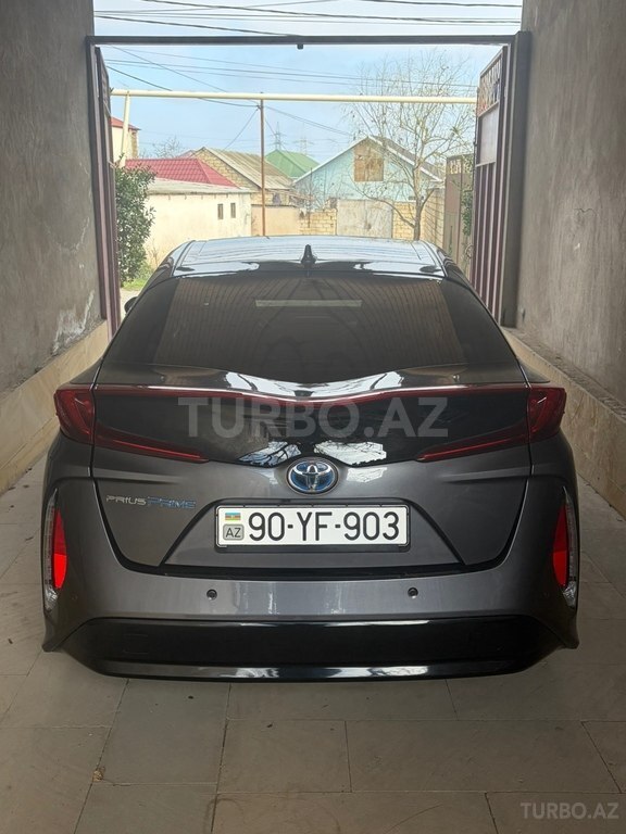 Toyota Prius Prime