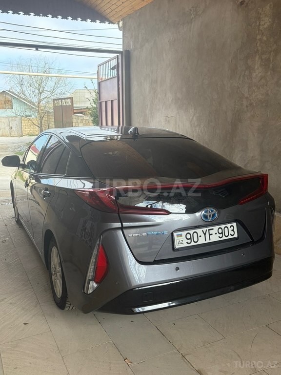 Toyota Prius Prime