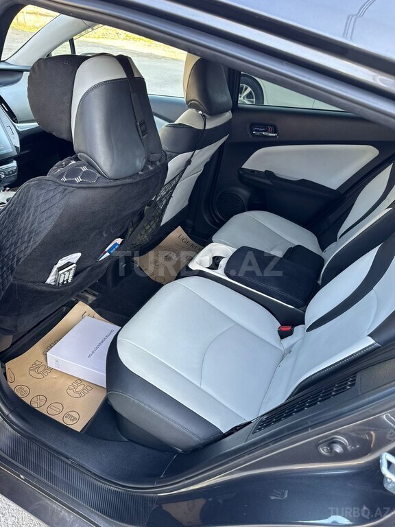 Toyota Prius Prime