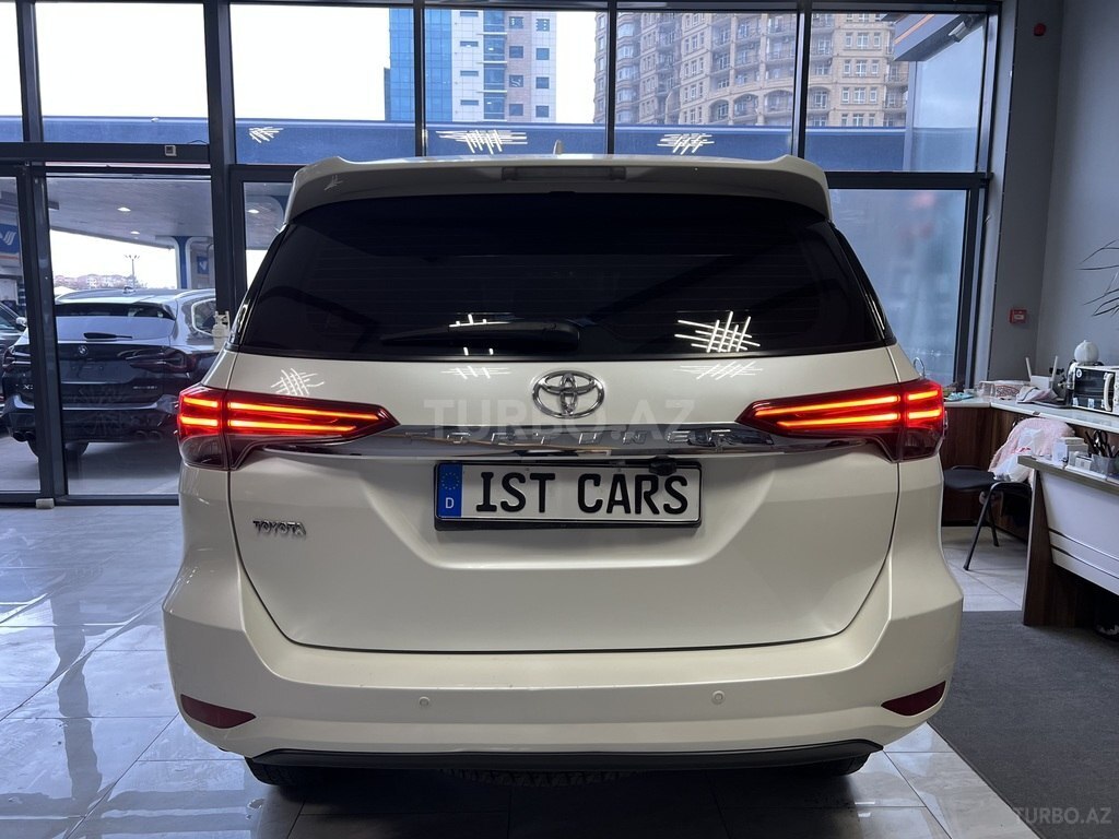 Toyota Fortuner