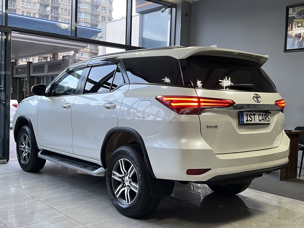 Toyota Fortuner
